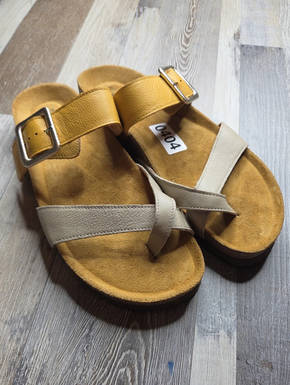 Naot Fresno Sandal NWOB Merigold Soft Beige Leather Large Buckle Size 40